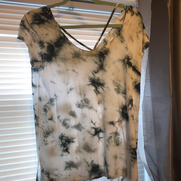 Tee - Picture 1 of 2